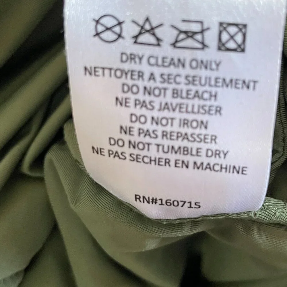 NWT Retrofête Green Long Sleeve Sequin Dress With Plunging Neckline Size L - Picture 12 of 15